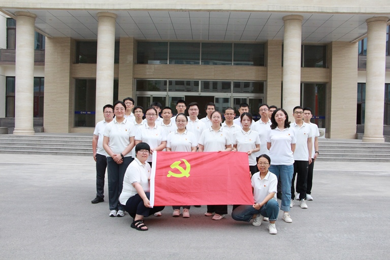 【慶七一·強(qiáng)黨性】中共河北省眾聯(lián)能源環(huán)?？萍加邢薰局Р课瘑T會(huì)“不忘初心、砥礪前行”黨日活動(dòng)圓滿(mǎn)落幕